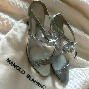 MANOLO BLAHNIK silver embossed shoes 9.5 (39.5) adjustable buckle. Metallic